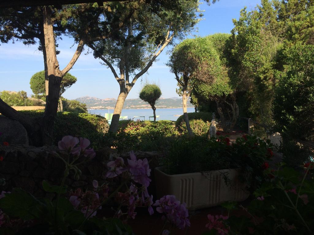 Hotel Villa Gemella Baja Sardinia Luaran gambar